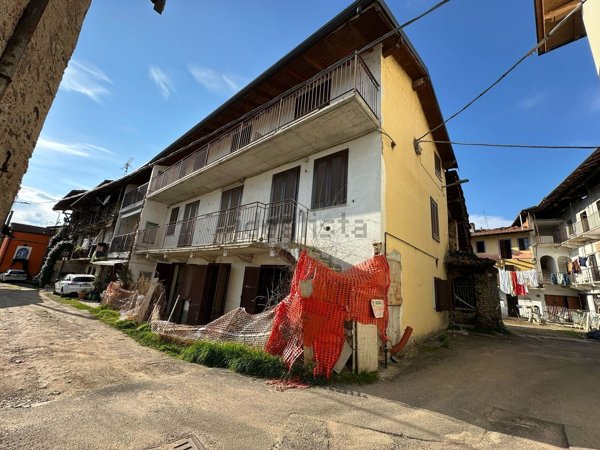 appartamento in vendita a Borgomanero