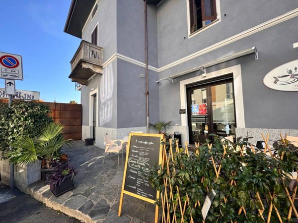 negozio in vendita a Borgomanero