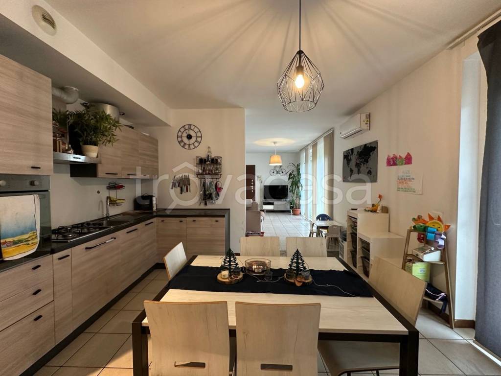 appartamento in vendita a Borgomanero