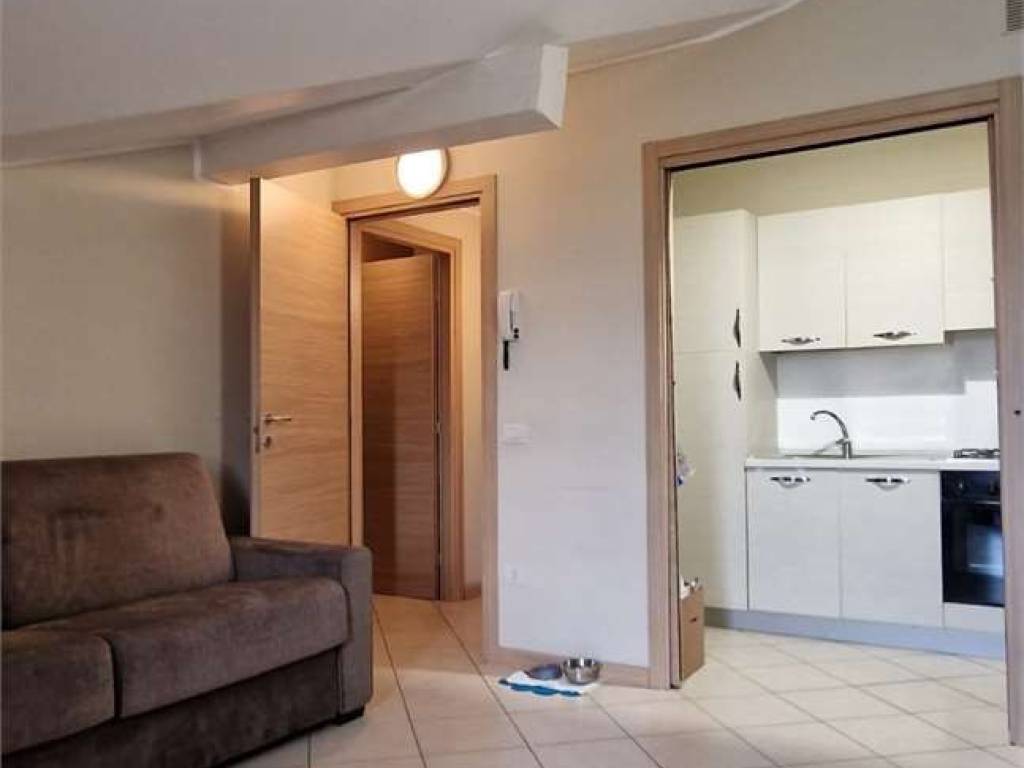 appartamento in vendita a Borgomanero in zona Santa Cristina