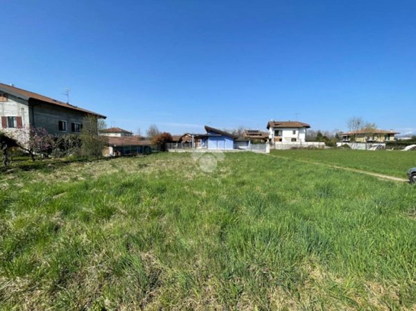 terreno agricolo in vendita a Borgomanero