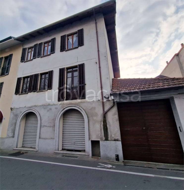 appartamento in vendita a Borgomanero