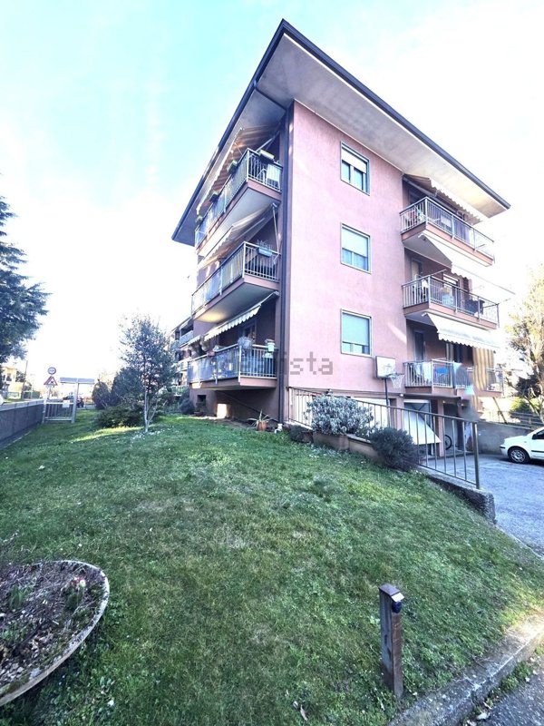 appartamento in vendita a Borgomanero