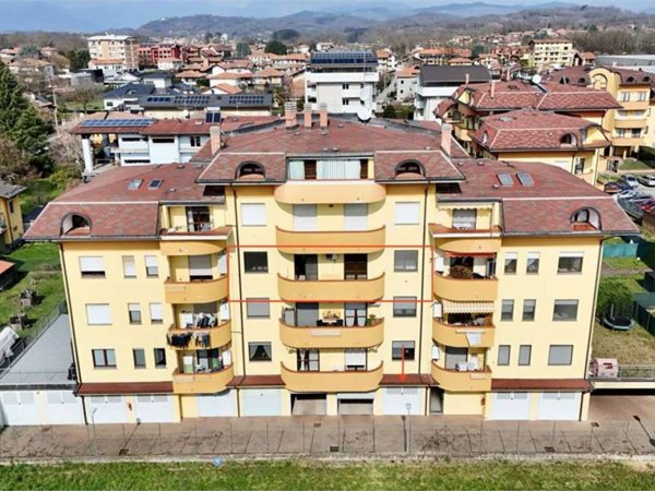 appartamento in vendita a Borgomanero