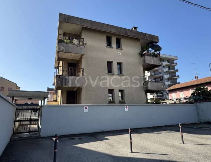 appartamento in vendita a Borgomanero