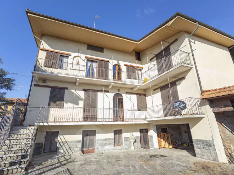 casa indipendente in vendita a Borgomanero