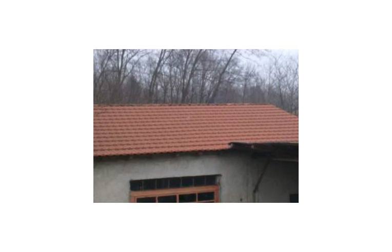 locale commerciale in vendita a Borgomanero