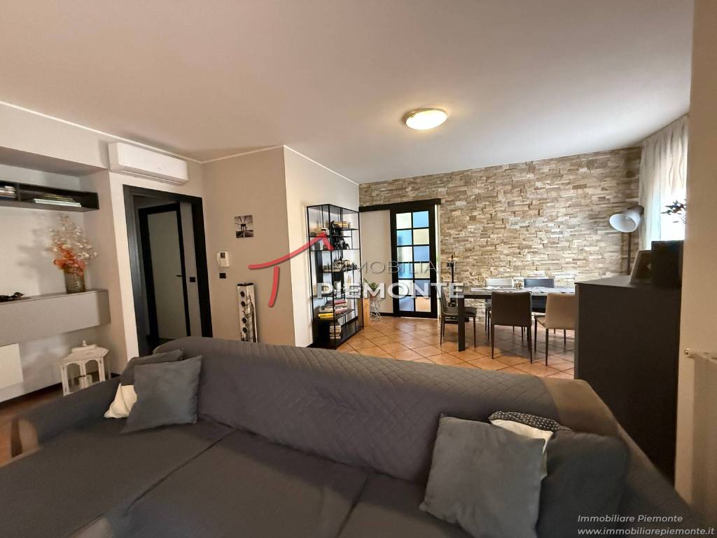 appartamento in vendita a Borgomanero