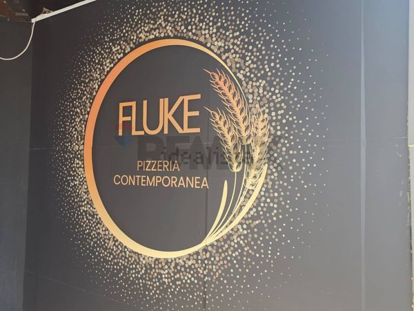 negozio in vendita a Borgomanero in zona Santa Cristina