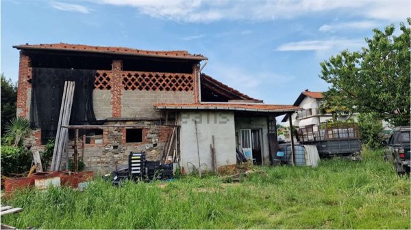 appartamento in vendita a Borgomanero