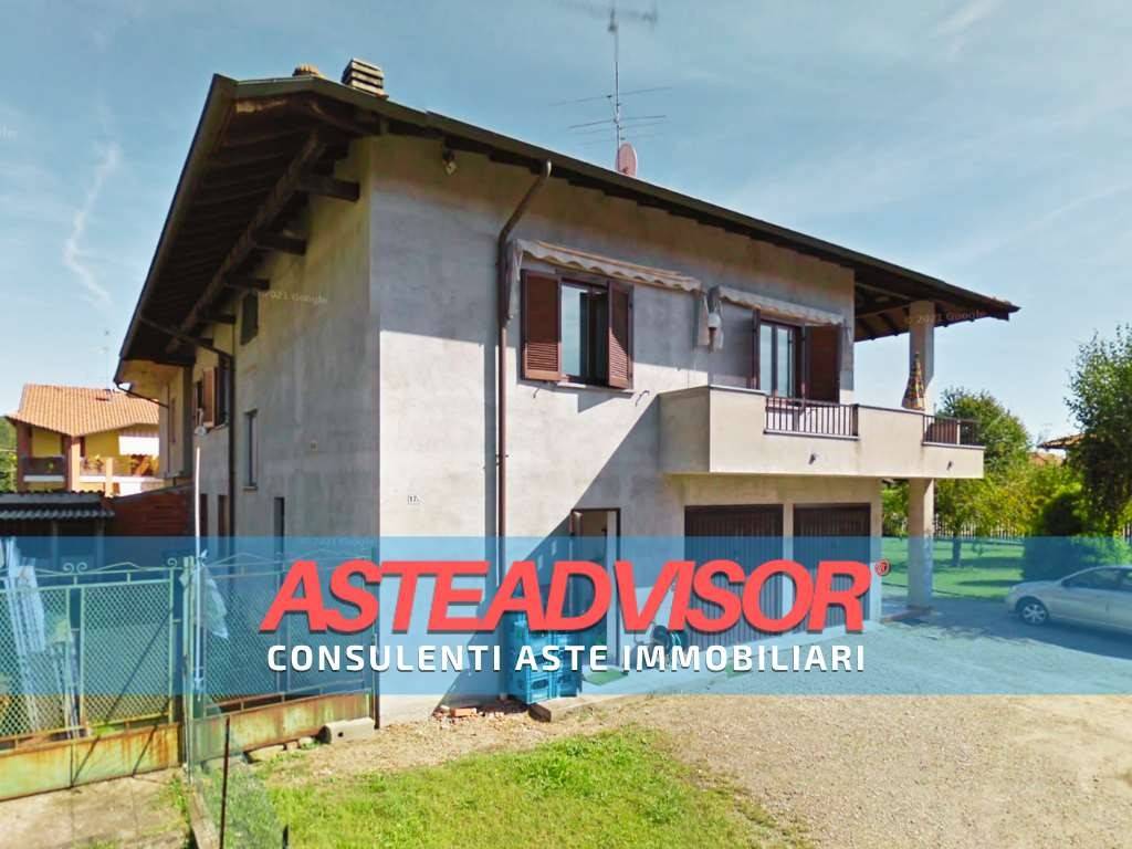 casa indipendente in vendita a Borgomanero