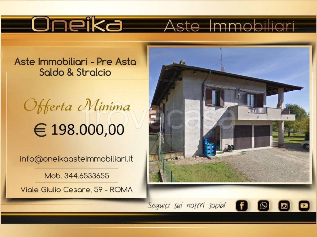 casa indipendente in vendita a Borgomanero