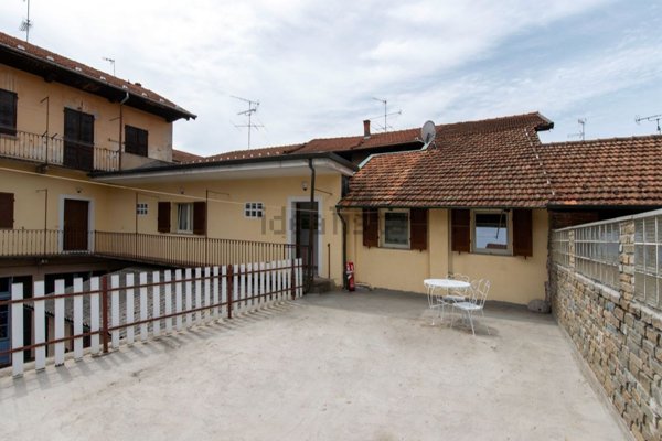 appartamento in vendita a Borgomanero