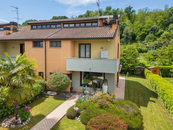 casa indipendente in vendita a Borgomanero