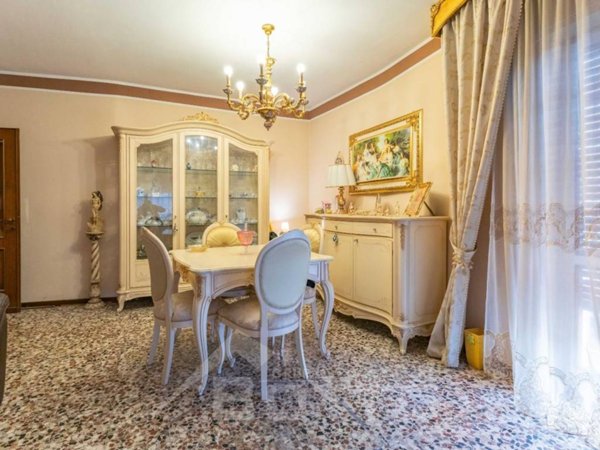 appartamento in vendita a Borgomanero