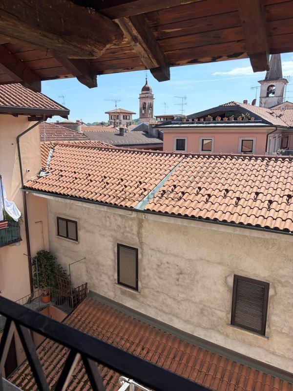 appartamento in vendita a Borgomanero in zona Vergano