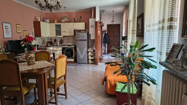 appartamento in vendita a Borgomanero in zona Vergano