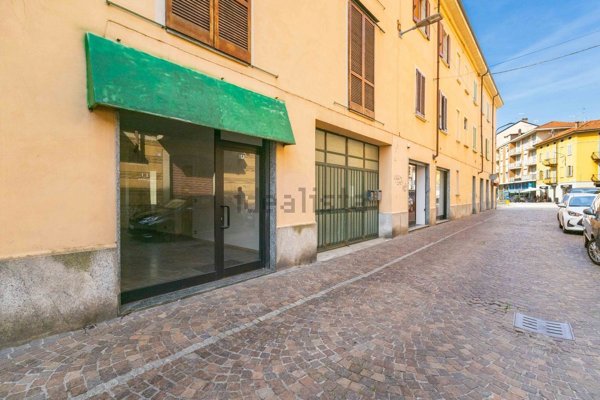 ufficio in vendita a Borgomanero in zona Vergano