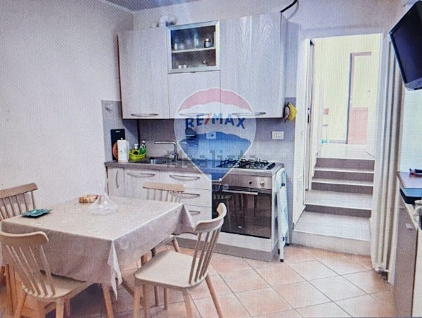 appartamento in vendita a Borgomanero in zona Santa Croce