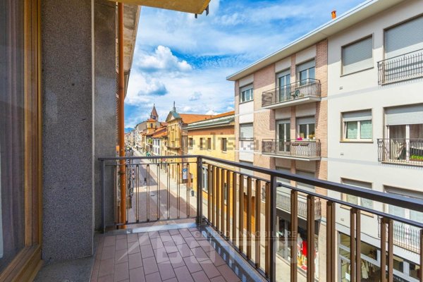 appartamento in vendita a Borgomanero in zona Vergano