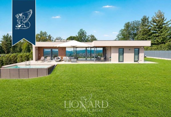 casa indipendente in vendita a Borgomanero