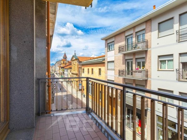 appartamento in vendita a Borgomanero in zona Vergano