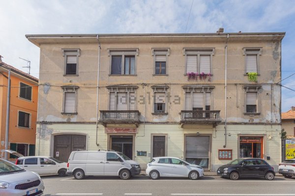 appartamento in vendita a Borgomanero in zona Vergano