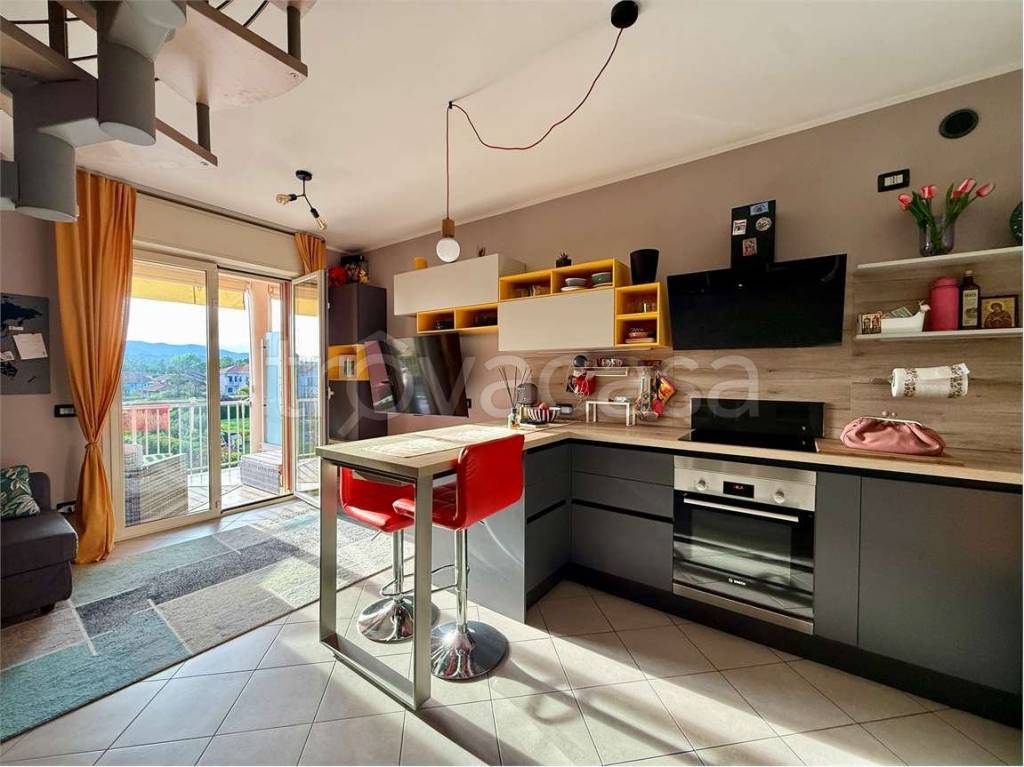 appartamento in vendita a Borgomanero