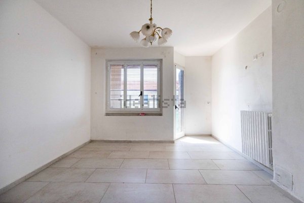 appartamento in vendita a Borgomanero in zona Vergano