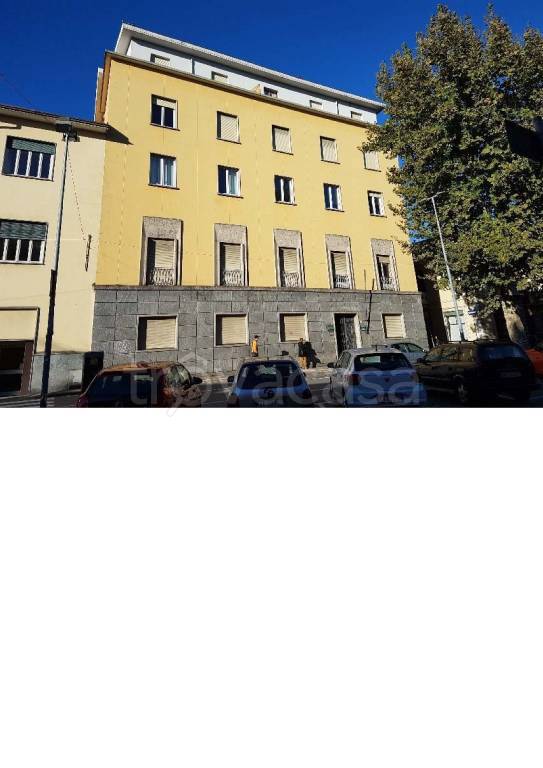 ufficio in vendita a Borgomanero in zona Vergano