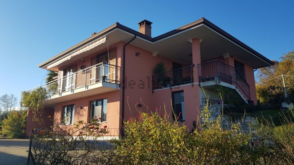 casa indipendente in vendita a Borgo Ticino