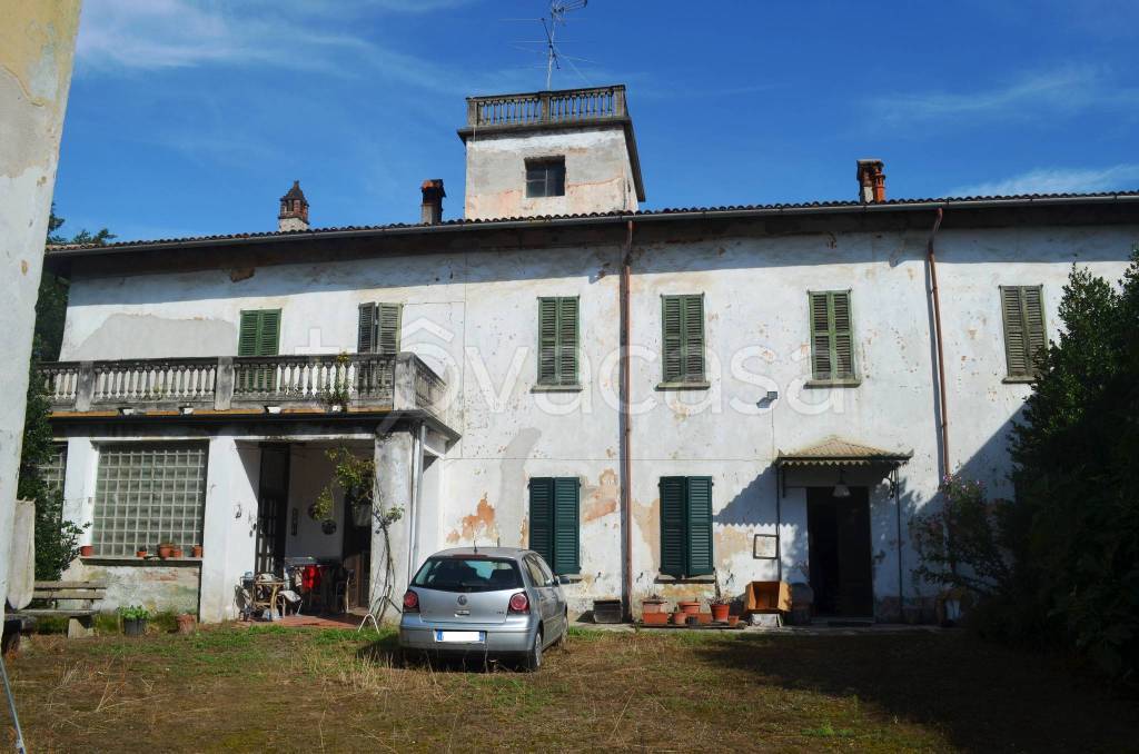 casa indipendente in vendita a Borgo Ticino in zona Campagnola