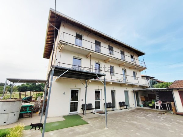 casa indipendente in vendita a Borgo Ticino
