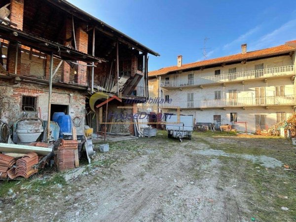 casa indipendente in vendita a Borgo Ticino