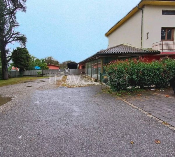 casa indipendente in vendita a Borgo Ticino