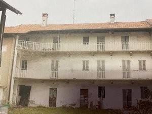 casa indipendente in vendita a Borgo Ticino