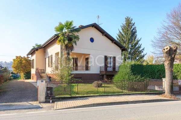 quadrivano in vendita a Borgo Ticino