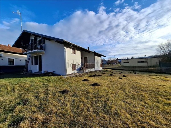 casa indipendente in vendita a Borgo Ticino