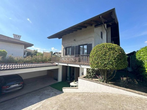 casa indipendente in vendita a Borgo Ticino
