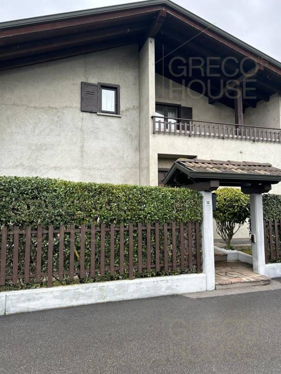 casa indipendente in vendita a Borgo Ticino