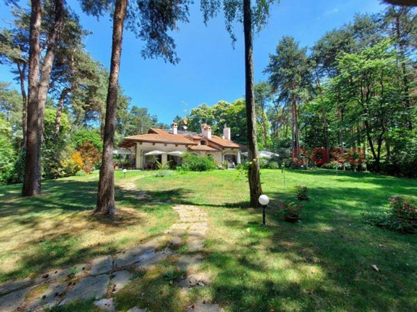 casa indipendente in vendita a Borgo Ticino