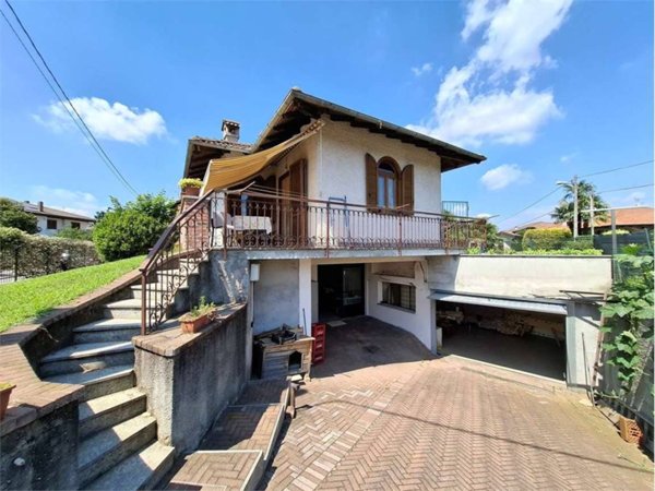 casa indipendente in vendita a Borgo Ticino