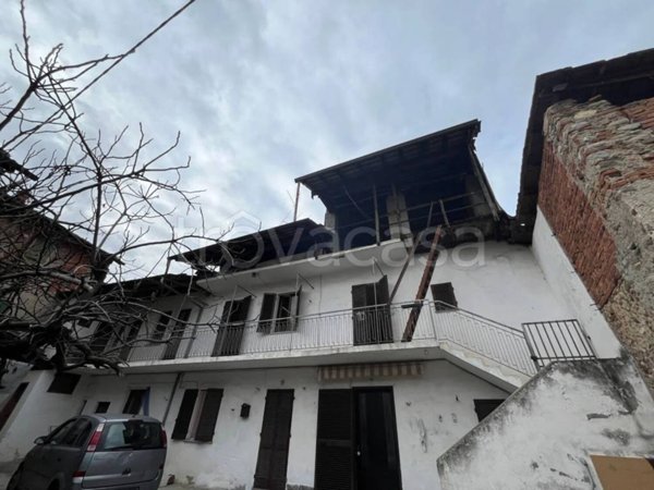 casa indipendente in vendita a Borgo Ticino