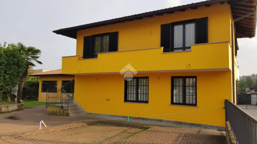 casa indipendente in vendita a Borgo Ticino