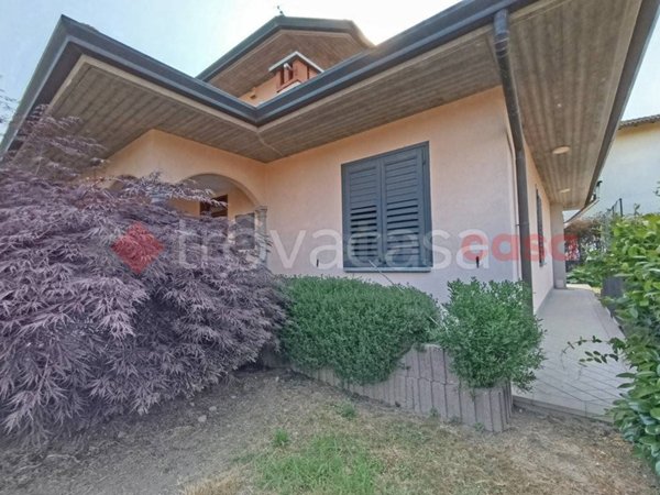 casa indipendente in vendita a Borgo Ticino