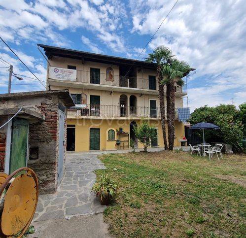 casa indipendente in vendita a Borgo Ticino in zona Gagnago