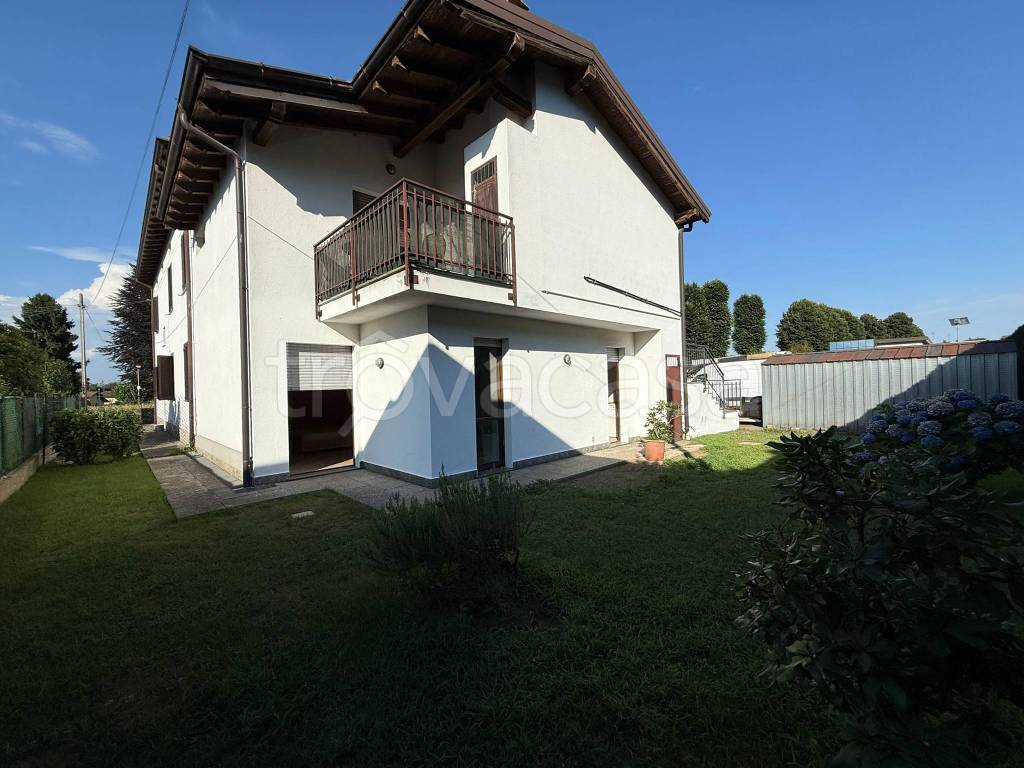 appartamento in vendita a Borgo Ticino