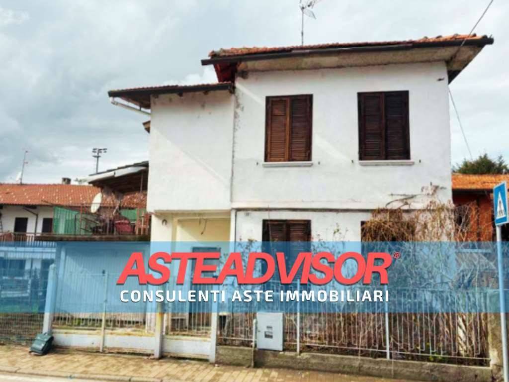 casa indipendente in vendita a Borgo Ticino in zona Gagnago