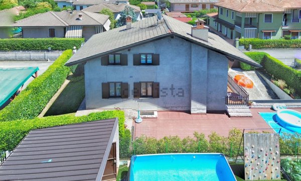 casa indipendente in vendita a Borgo Ticino