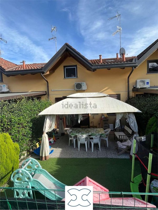 casa indipendente in vendita a Borgo Ticino